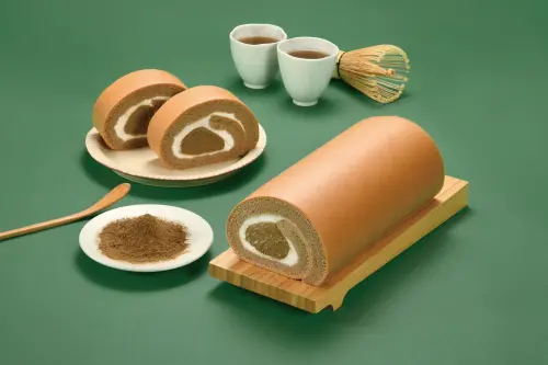 ▲亞尼克有多款情人節甜點，並推出切片蛋糕買四送一活動。（圖／亞尼克提供）