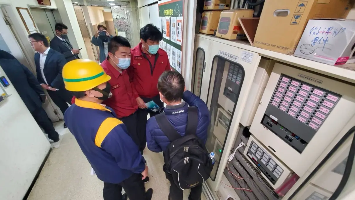 ▲北市消防局昨一天稽查66處百貨公司及大賣場，預計1周內完成全市相關場域大清查。（圖／北市消防局提供）