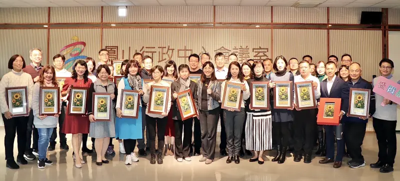 ▲高市37所達標之國中學校獲「閱讀標章」認證。（圖／高市府教育局提供）