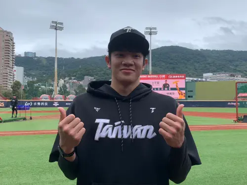 旅美投手林維恩今(14)日向中華隊報到,在天母棒球場牛棚進行練投,共投10球,他談到自己狀態已經75%,明天第二次丟實戰,看能否將狀態拉到80%,首度入選國家隊,「沒想過那麼快,自己高中剛畢業就可以參加成棒國際賽,是個很好的經驗。」(圖/記者陳柏翰攝,2025.02.14) ▲旅美投手林維恩今(14)日向中華隊報到,在天母棒球場牛棚進行練投,共投10球,他談到自己狀態已經75%,明天第二次丟實戰,看能否將狀態拉到80%,首度入選國家隊,「沒想過那麼快,自己高中剛畢業就可以參加成棒國際賽,是個很好的經驗。」(圖/記者陳柏翰攝,2025.02.14)