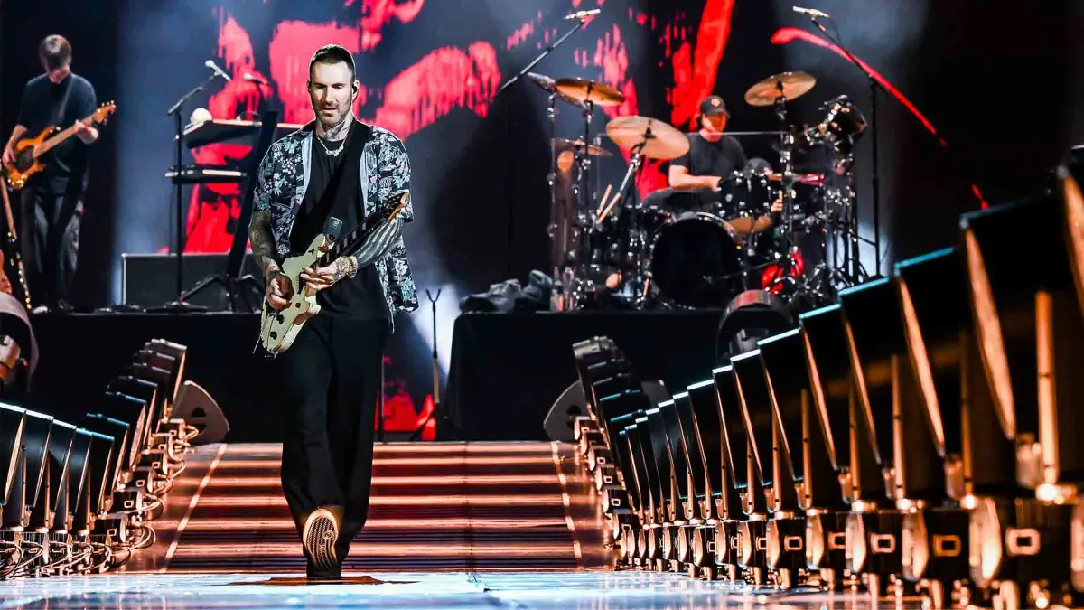 ▲魔力紅昨日登上高雄市運開唱，成功洗刷過去黑歷史，現場還加碼獻唱〈Lost Stars〉，並承諾：「我們會再回來的。」（圖／Live Nation Taiwan 提供）