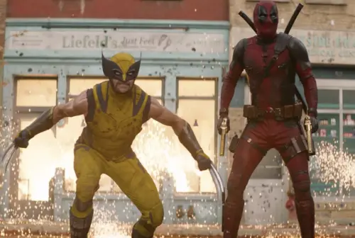 ▲金鋼狼(左)與死侍都曾經在漫畫中加入不同版本的復仇者聯盟,若在電影版後續影片中登場成為新的成員,似乎也不奇怪,但兩個角色的個性都不太能擔任領導者。(圖/摘自IMDb) ▲金鋼狼(左)與死侍都曾經在漫畫中加入不同版本的復仇者聯盟,若在電影版後續影片中登場成為新的成員,似乎也不奇怪,但兩個角色的個性都不太能擔任領導者。(圖/摘自IMDb)