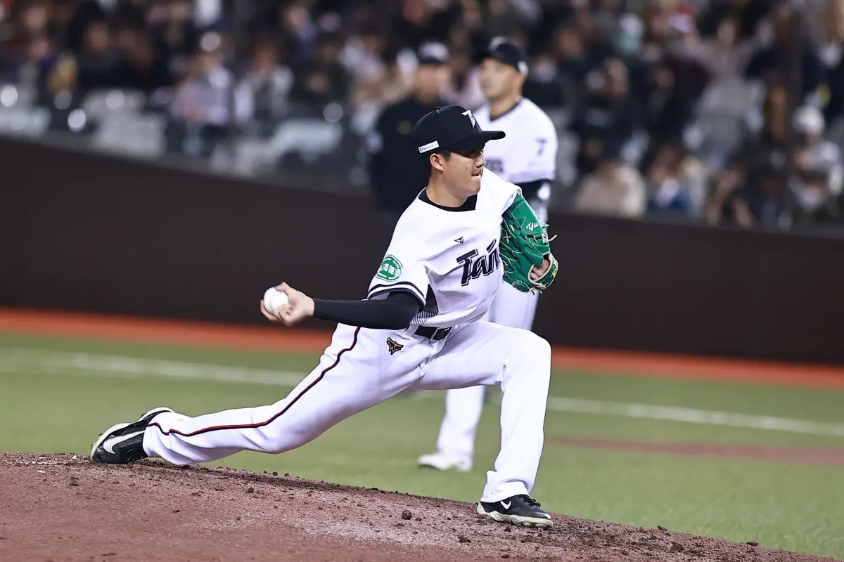 ▲陳宇宏靠著下勾投法，有機會在資格賽上，成為中華隊壓制尼加拉瓜、西班牙等一眾拉美打者的秘密武器。（圖／記者葉政勳攝 , 2025.02.12）