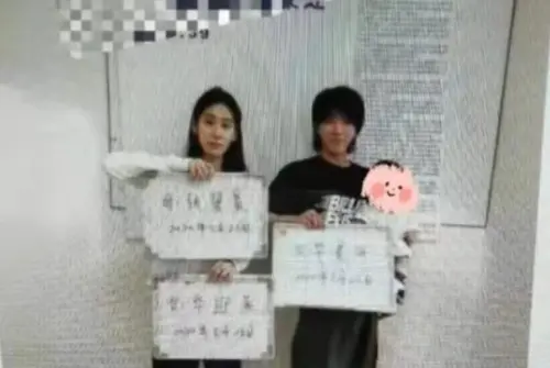 ▲張碧晨為華晨宇偷偷生下女兒，兩人沒結婚但是共同撫養小孩。（圖／翻攝自微博）