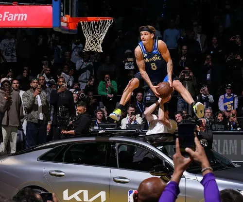 ▲Mac McClung飛越汽車，完成個人在灌籃大賽最讓人印象深刻的一次灌籃。（圖／取自奧蘭多魔術 X）