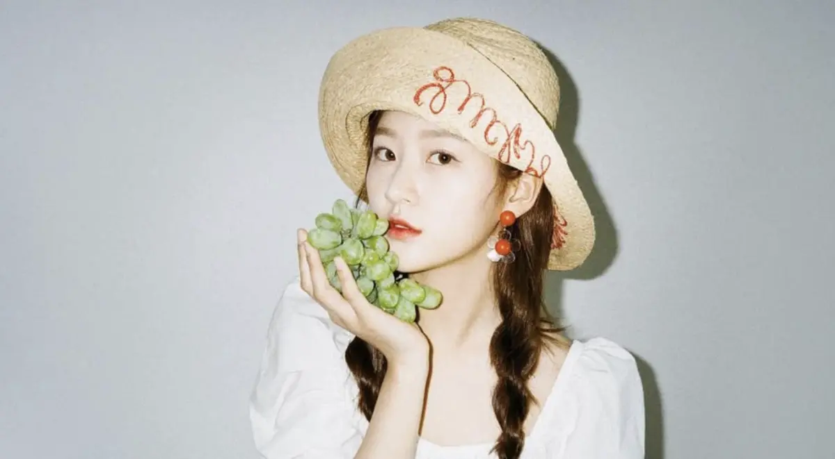 ▲韓國女星金賽綸過去以童星身分出道，主演的電影《大叔》小女孩「素美」一角至今令人印象深刻，還奪下韓國電影獎新人獎，豈料今（16）日卻傳出陳屍家中，得年24歲。（圖／IG ron_sae）