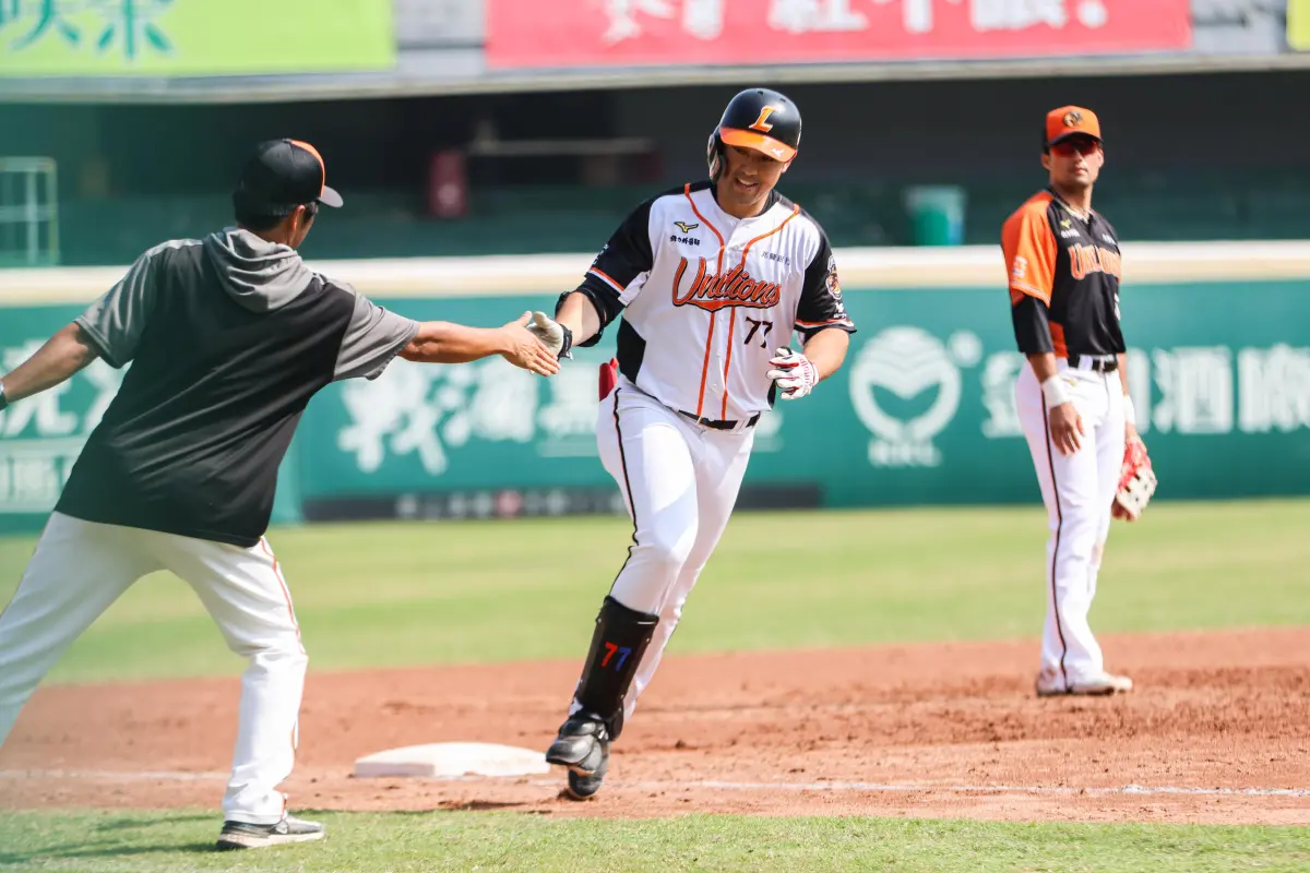 ▲統一獅林安可在紅白賽開轟。（圖／統一獅提供）