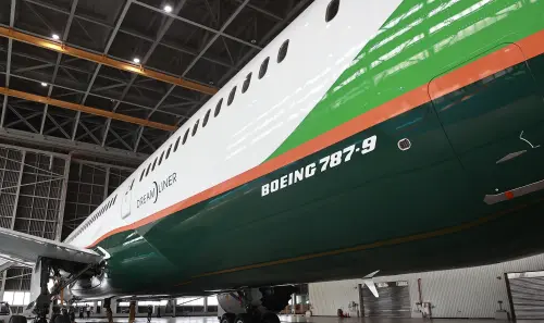 ▲長榮航空787-9客機推出「全新豪華經濟艙」。（圖／葉政勳攝）