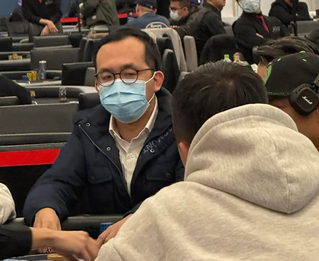 ▲名嘴溫朗東昨（17）日爆料劉彥澧現身德州撲克牌場。（圖／取自溫朗東臉書）