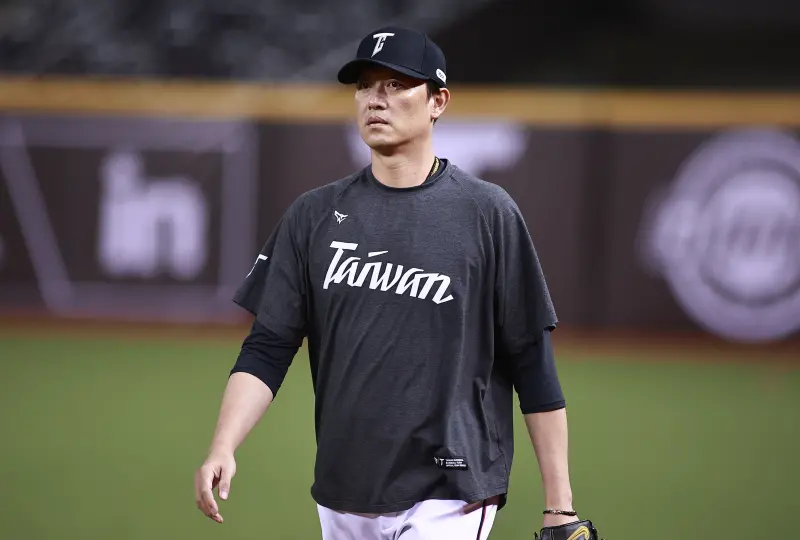 ▲中華隊應對資格賽更嚴格的用球數限制，一口氣備妥超過名單半數的15位投手，仰賴牛棚教練王建民的功力，盼望再現12強「鐵牛棚」神蹟。（圖／記者葉政勳攝，資料照）