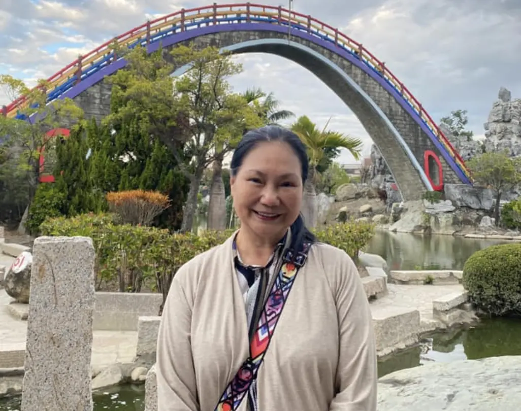 ▲大S在下葬4天後，S媽深夜再度連發3篇文，曬出一張圖片，悲喊：「我女兒回來了！」（圖／摘自黃春梅FB）