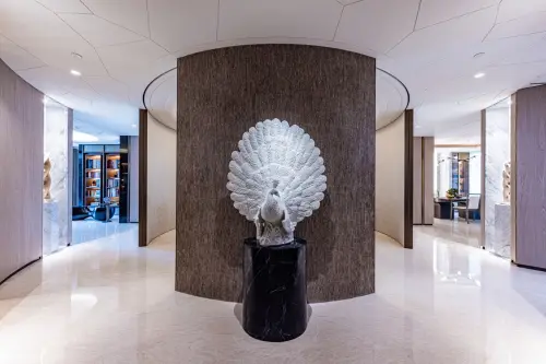 陶朱隱園11億實品屋「內部畫面」曝　500萬藝術品、浴室擺LV燈籠
