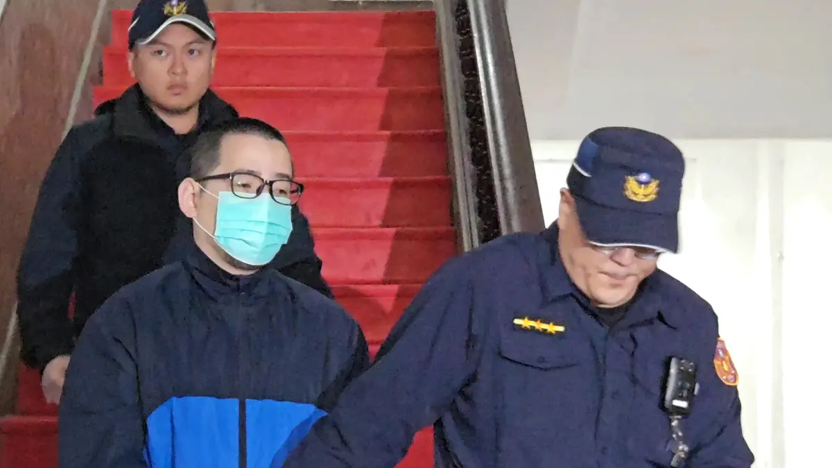 ▲桃園超商店員命案嫌犯蔣嘉凱更一審出庭聽判。（圖／記者劉松霖攝，2025.02.19）