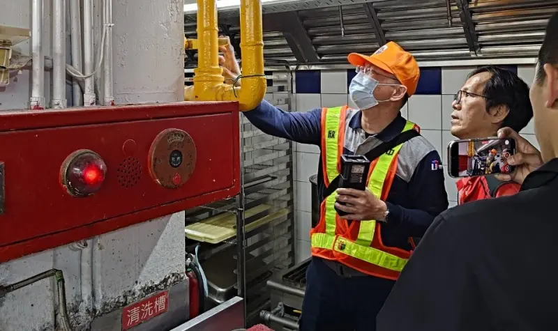 中市府稽查百貨商場搞烏龍！樓下業者消防不合格　家樂福竟成事主