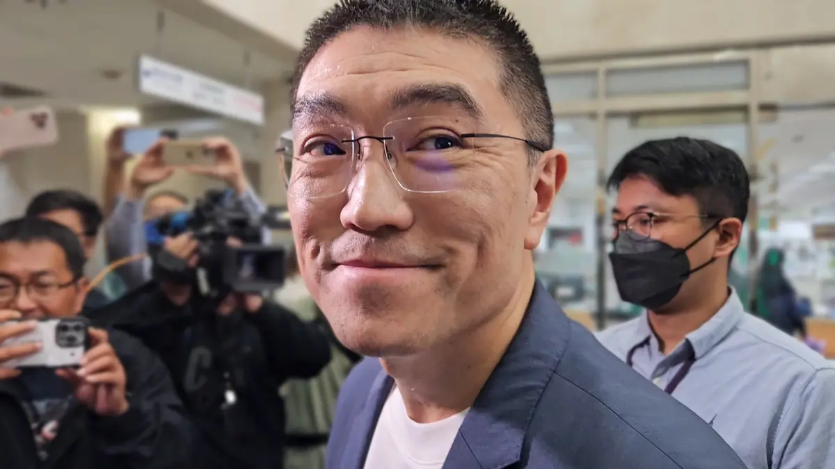 ▲NET為商場點交案告基隆市長謝國樑強盜罪，檢方不起訴。圖為謝國樑因柯文哲政治獻金案至北檢出庭作證。（圖／記者劉松霖攝）