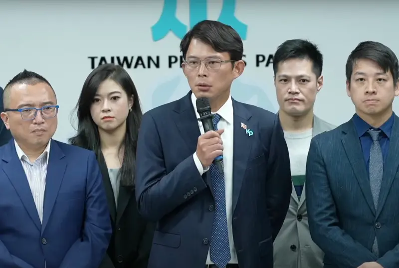 ▲民眾黨主席黃國昌認為，林岱樺喊出「政治干預司法、司法干預初選」12字，對賴清德是嚴重警訊。（圖／民眾黨提供）