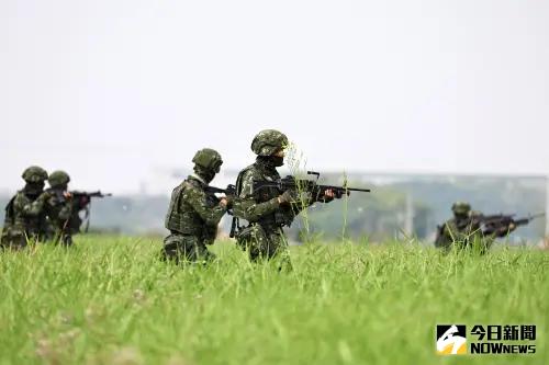 ▲新制一年期義務役士兵，全程參與反空機降作戰演練，展現扎實訓練成果。（圖／記者莊全成攝，2025.02.19）