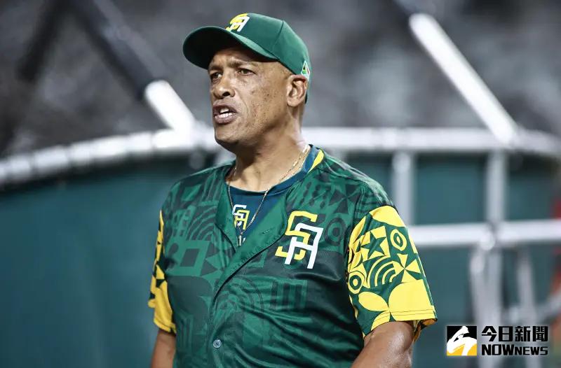 ▲南非隊主帥艾道尼斯（Neil Adonis）談到下一場對決中華隊時表示，中華隊是很好的球隊，知道對手在進攻上很大膽，得拿出最好的表現。（圖／記者葉政勳攝 , 2025.02.20）