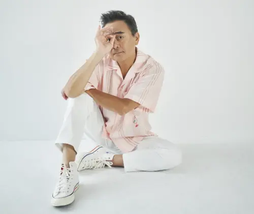 ▲陳昇的音樂風格多變，卻都充滿個人特色，在《我不是搖滾歌手》演唱會中將演出多首經典名作。（圖／寬宏藝術提供）