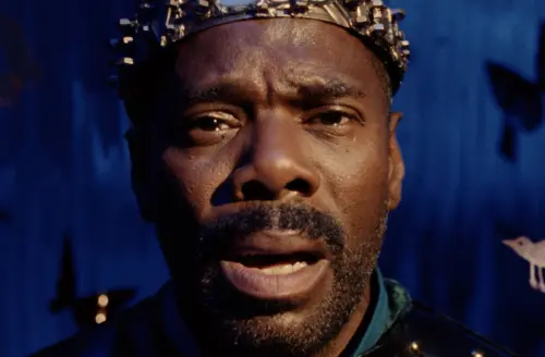 ▲柯爾曼多明戈因《辛辛監獄劇團》成為今年奧斯卡5位準影帝之一，演出十分動人。（圖／台北双喜電影提供）