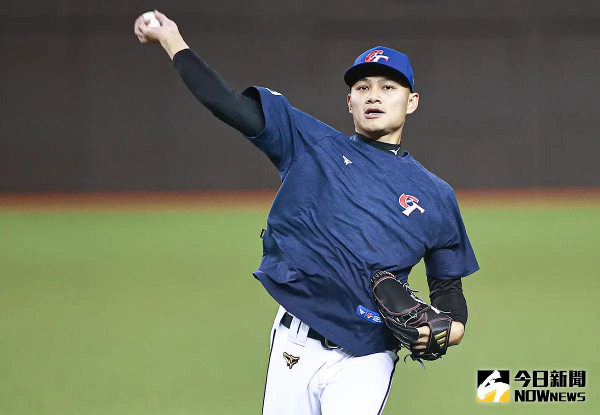 ▲經典賽資格賽中華隊投手徐若熙身體狀況回報正常，教練團將適時安排他登板。（圖／記者葉政勳攝）