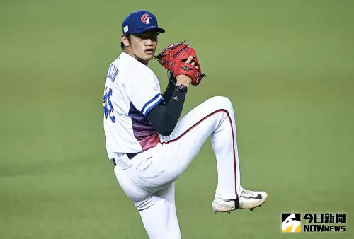 ▲經典賽資格賽官方練習日,中華隊投手林維恩進行熱身練習。(圖/記者葉政勳攝 , 2025.02.20) ▲經典賽資格賽官方練習日,中華隊投手林維恩進行熱身練習。(圖/記者葉政勳攝 , 2025.02.20)