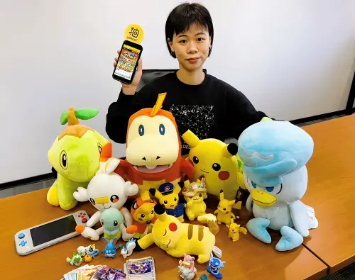 ▲寶可夢風靡全球超過30年，魅力不減反增，各類周邊買氣居高不下！Yahoo奇摩拍賣近期也出也出現「白帽莉莉艾」PSA 10（卡片保存最高等級）以25,999元高價成交。（圖／Yahoo!奇摩購物提供）