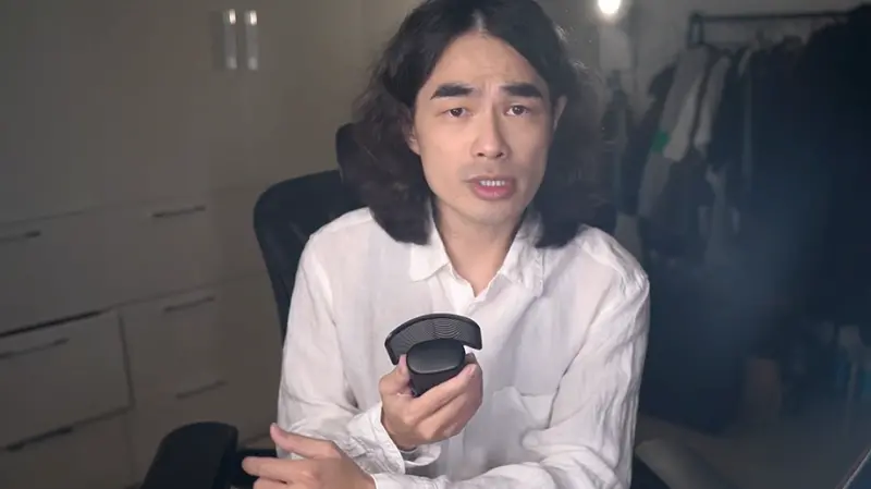 ▲DK認為，自己只是單純分享經驗，並沒有要攻擊誰。（圖／異色檔案YouTube）
