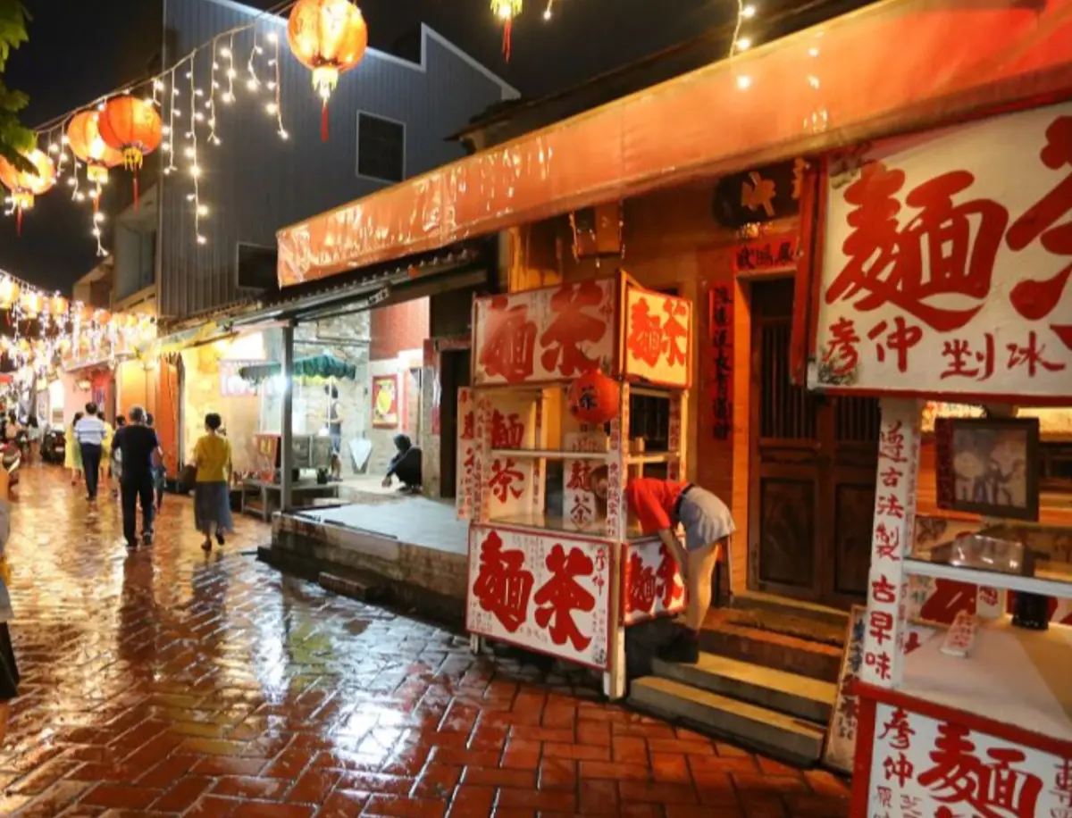 ▲台灣最強景點排行榜出爐了！冠軍由彰化「鹿港老街」奪下，全年度遊客擠進1730萬，非常驚人。（圖/彰化縣旅遊網）