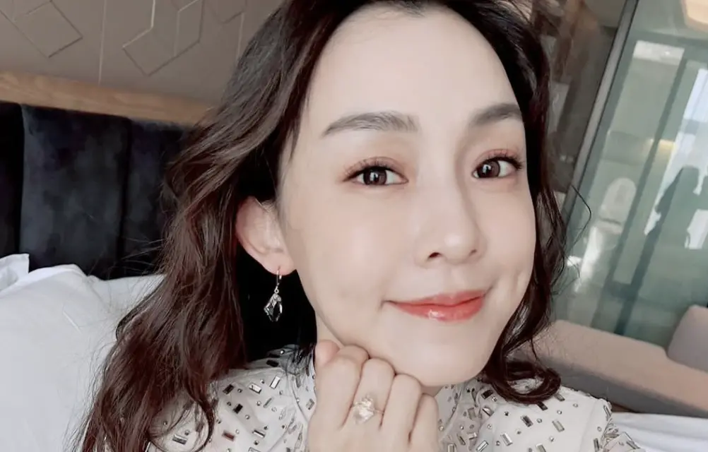 ▲范瑋琪（如圖）今（21）日早上PO出和醫師的對話，澄清自己沒有得流感，並不是她間接害死大S的，結果二度刪改文章，最後將PO文下架，一波操作讓網友不解。（圖／翻攝自范瑋琪IG）