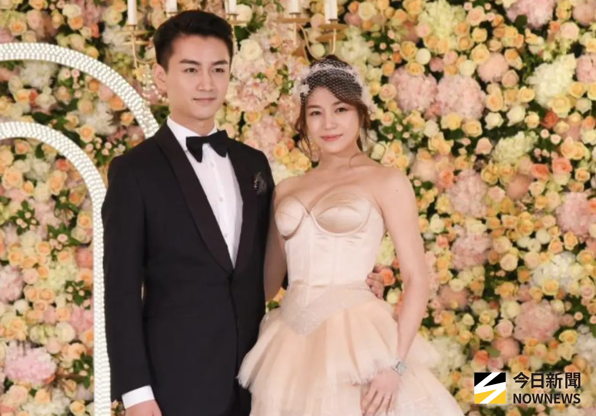 ▲陳妍希（左）和陳曉（右）離婚2週，雙方動向備受關注，陳妍希被直擊到與蔡康永聚會，疑似籌備新工作，見她整個人精神不錯，散發些許朝氣，心情似乎逐漸恢復平靜。（圖／翻攝自微博）