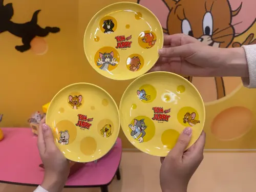 ▲《湯姆貓與傑利鼠 捕捉美好日常》起司點心盤3入組。（圖／記者鍾怡婷攝）