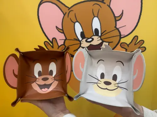 ▲《湯姆貓與傑利鼠 捕捉美好日常》皮革收納盤。（圖／記者鍾怡婷攝）