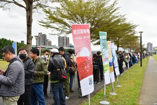 ▲新北市《2025 Pokémon GO Tour：合眾地區》已於昨（21）日展開，現場引爆人潮。（圖／新北市政府提供）