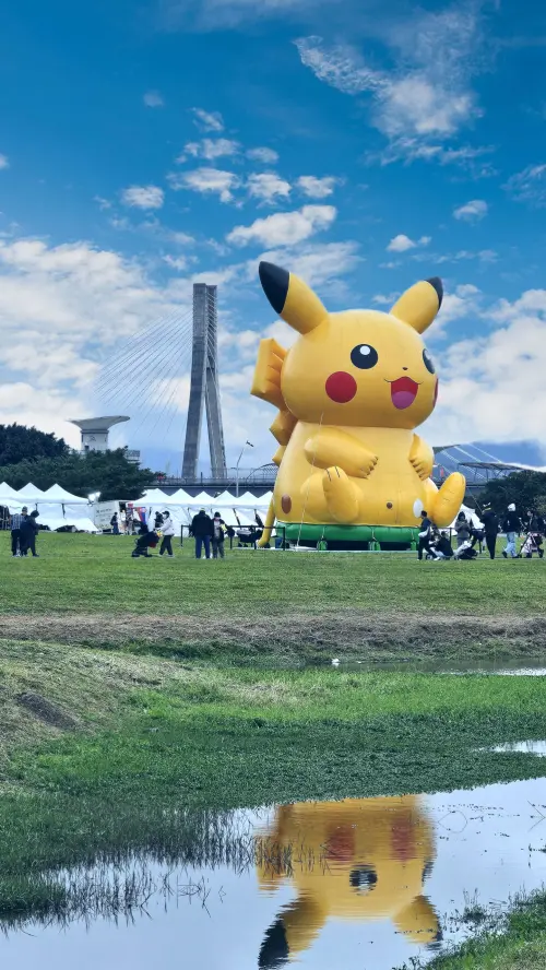 ▲新北2月在大都會公園舉辦的《2025 Pokémon GO Tour：合眾地區》，吸引訓練家們聚集，也有許多民眾來此要看皮卡丘。（圖／新北市政府提供）