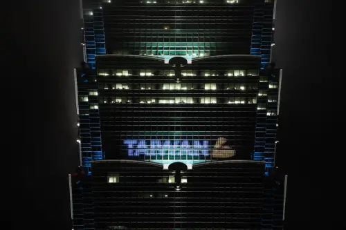 ▲經典賽資格賽應援點燈文字（圖／台北101提供）