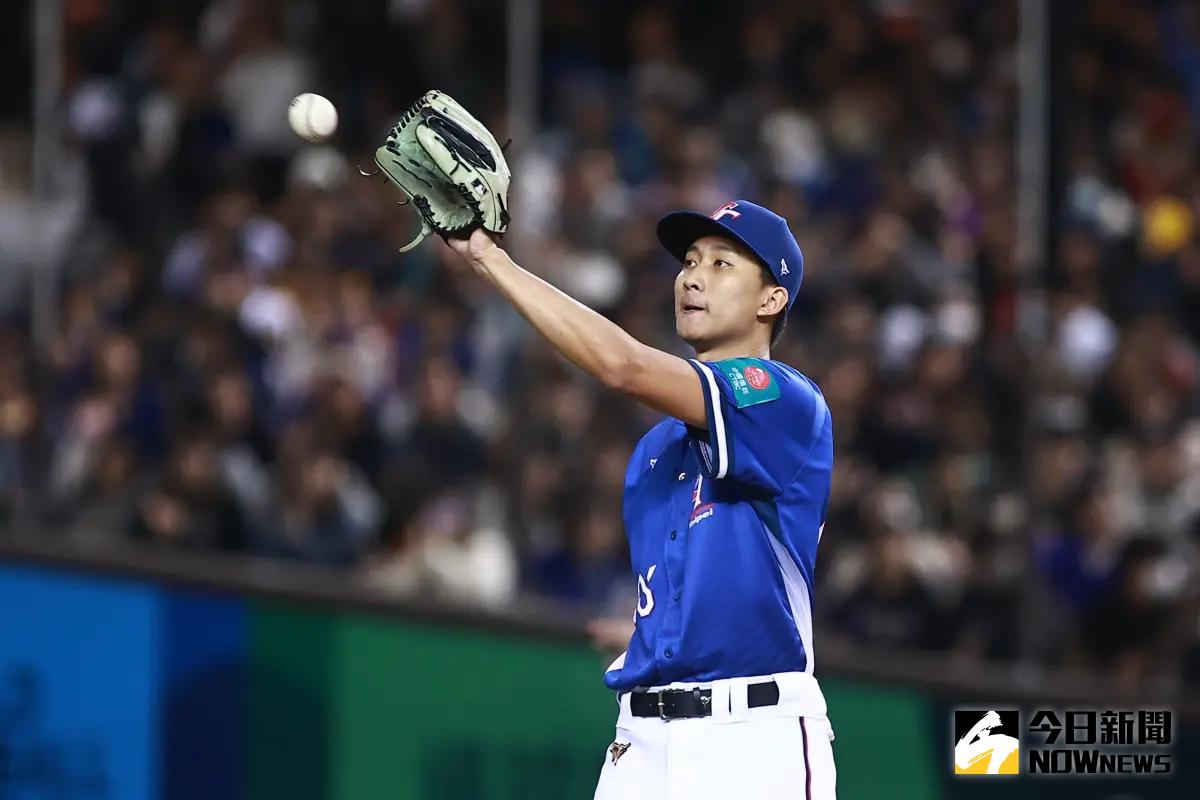 ▲經典賽資格賽中華隊先發投手沙子宸腿部抽筋退場。（圖／記者葉政勳攝 , 2025.02.22）