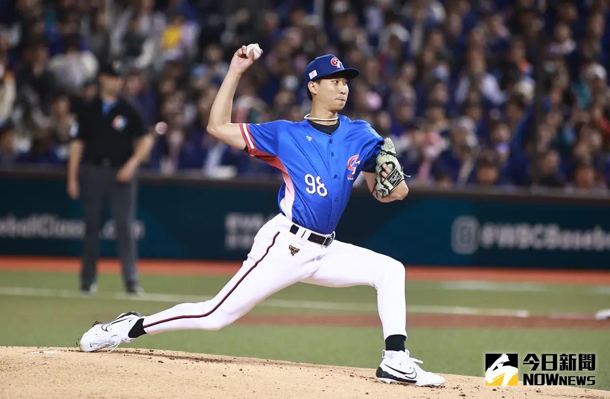 ▲沙子宸不僅是台灣史上首位「非科班出身」旅美的投手，如今更進一步踏上一級國際賽殿堂，寫下從社區棒球一路闖進經典賽的奇蹟篇章。（圖／記者葉政勳攝）