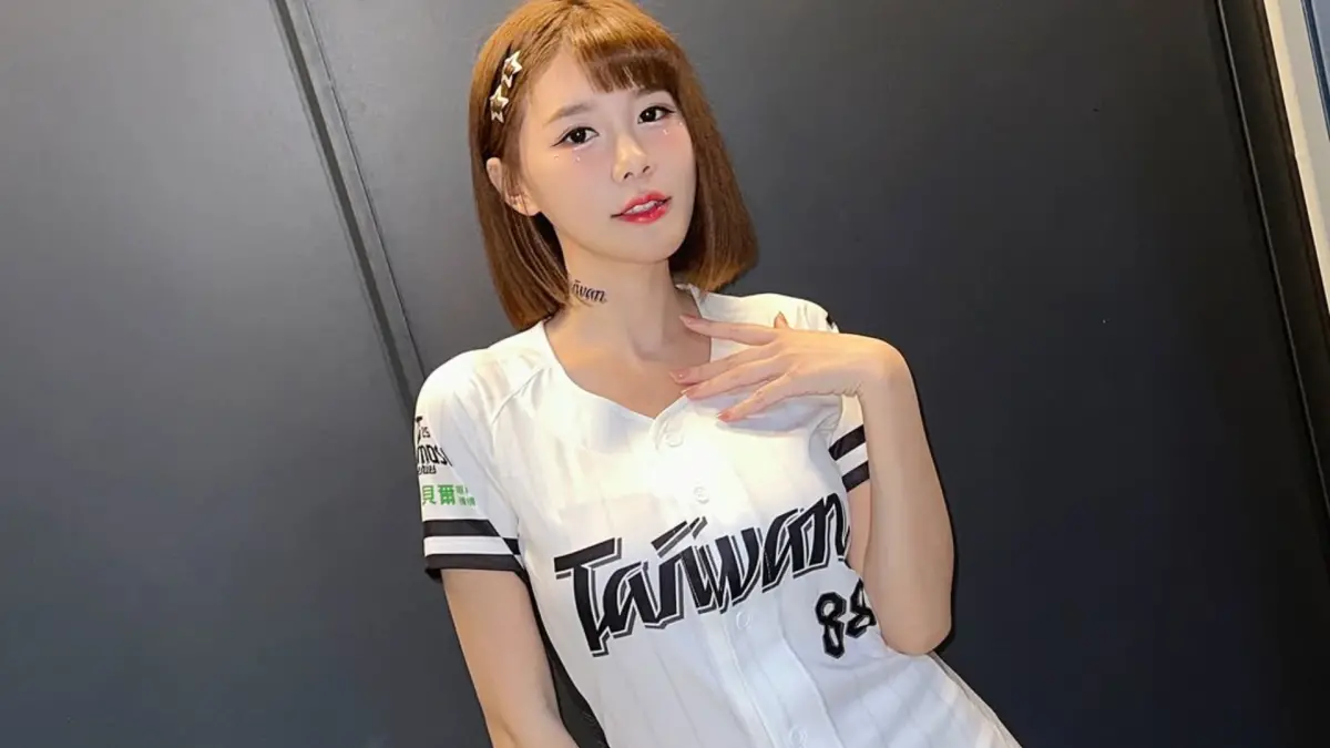 ▲韓籍啦啦隊女神吐槽台灣啦啦隊跳錯，中信啦啦隊女孩波波（如圖）也發表自身看法，分析台韓兩地啦啦隊的應援最大差異，「大家好像忘記台灣啦啦隊大多是兼職。」（圖／陳波波IG）