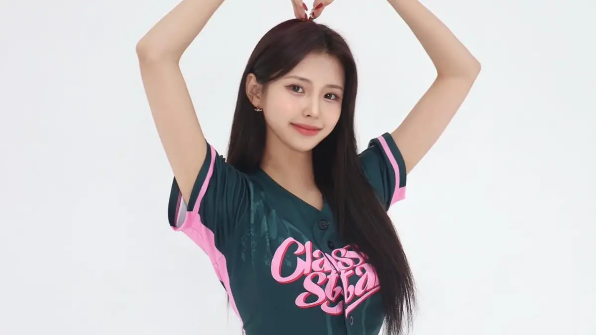 ▲韓籍啦啦隊女神全恩菲（如圖）這次來台應援，有球迷發現她的長相神似香港一代女神邱淑貞，被超強電力電暈：「目前看下來僅次於雅英，超頂。」（圖／全恩菲IG）