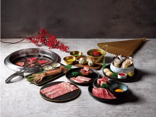 身分證拿出來!對中一碼王品「鐵板燒加菜」 和牛燒肉69元起加購 ▲2月底前到王品三大燒肉品牌,最低69元起加購頂級鮭魚卵和日本和牛。(圖/王品提供)