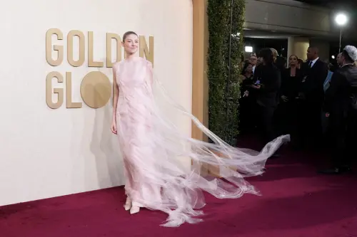 ▲從《高校十八禁》走紅的杭特薛佛(Hunter Schafer)經常被譽為「最美跨性別演員/模特兒」。(圖/美聯社/達志影像) ▲從《高校十八禁》走紅的杭特薛佛(Hunter Schafer)經常被譽為「最美跨性別演員/模特兒」。(圖/美聯社/達志影像)