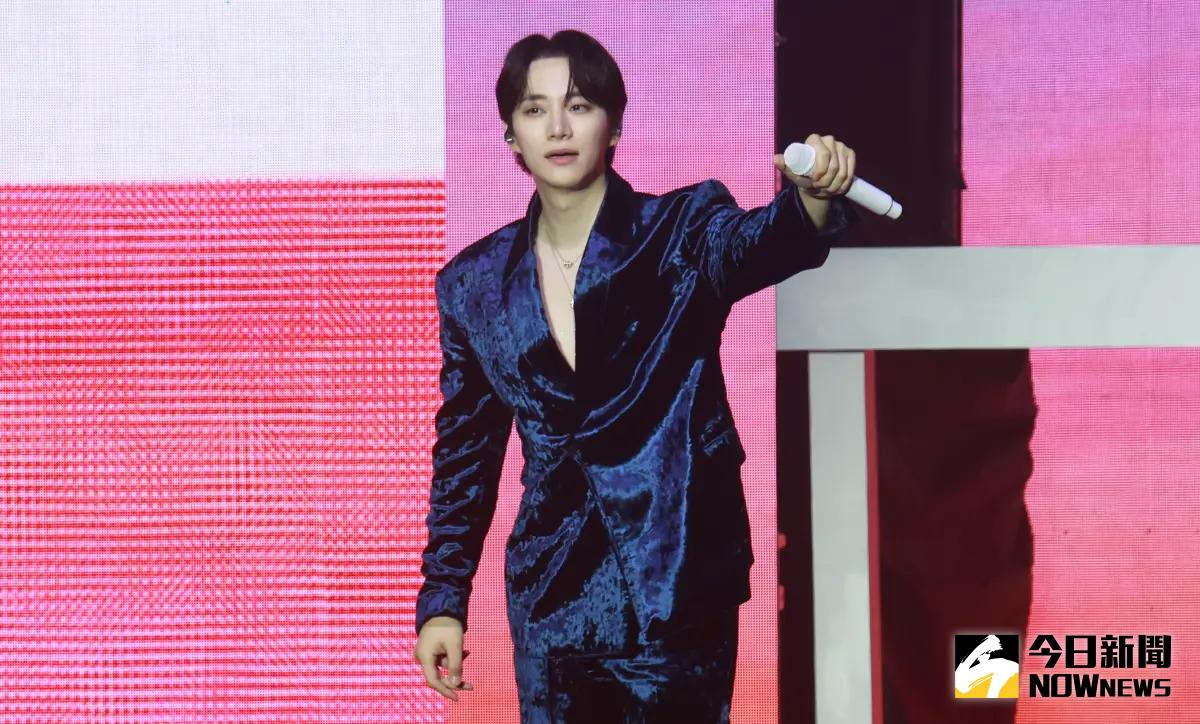 ▲2PM成員李俊昊在台北舉辦粉絲見面會，場上致敬表演JYP朴軫永的《Kiss》，全場近2000人超嗨。（圖／記者朱永強攝）