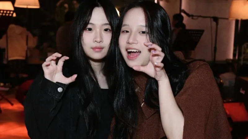 ▲前人氣偶像女團成員高硯晨（左）的妹妹翎聲響起（右）受邀約拍片差點遭網紅孫生騙到汽車旅館。（圖／TTR女神特賣會提供）