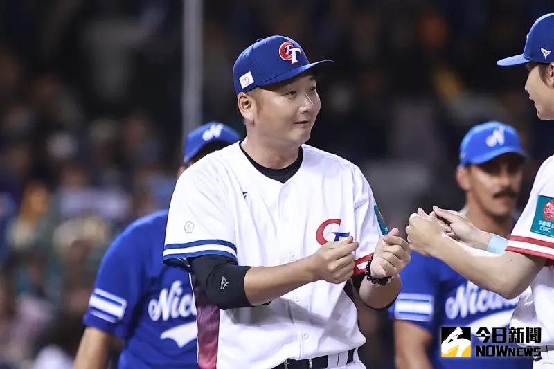 ▲經典賽中華隊總教練曾豪駒接受日本Netflix專訪，他表示，明年對中華隊的挑戰更大，因為要面臨許多大聯盟球星。（圖／記者葉政勳攝 , 2025.02.23）