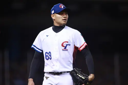 ▲徐若熙昨戰回歸，投了一人次「暖手」，將在明天附加賽率領中華隊復仇西班牙，讓對手再嚐到上屆資格賽的慘痛滋味。（圖／記者葉政勳攝 , 2025.02.23）