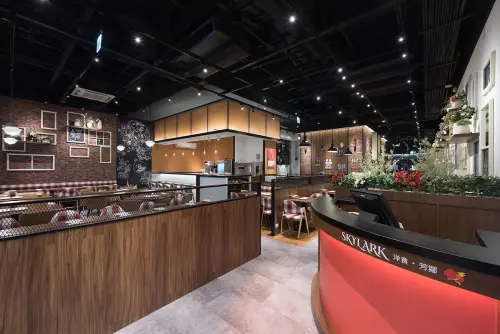 ▲「Skylark洋食・芳鄰」在台灣成立於1996年。（圖／翻攝自Skylark官網）