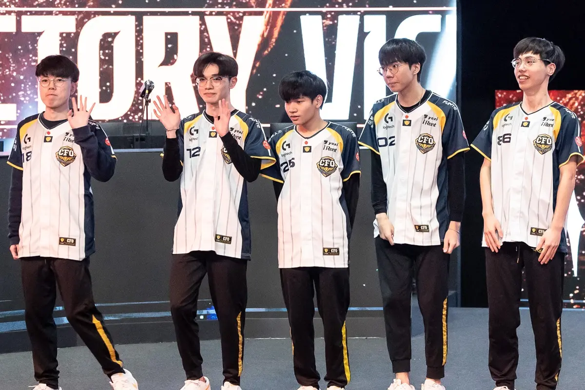 ▲中信飛牡蠣（CTBC Flying Oyster，簡稱CFO）昨晚在太平洋職業聯賽（League of Legends Championship Pacific，簡稱LCP）季前賽決賽中，以 3:1 擊敗 Talon Esports，成功拿下聯盟史上第一個季前賽優勝，並將代表賽區前往韓國，參加全新登場的First Stand 國際賽。 （圖／LCP提供）