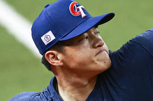 經典賽資格賽台灣賽區最後一役,中華隊必須要在今(25)日對上西班牙的比賽取勝,才能取得門票,否則將遭到淘汰。雙方分別派出莊陳仲敖和拉索(Ramon Rosso)先發,決一死戰。 ▲經典賽資格賽台灣賽區最後一役,中華隊必須要在今(25)日對上西班牙的比賽取勝,才能取得門票,否則將遭到淘汰。雙方分別派出莊陳仲敖和拉索(Ramon Rosso)先發,決一死戰。(圖/記者葉政勳攝)