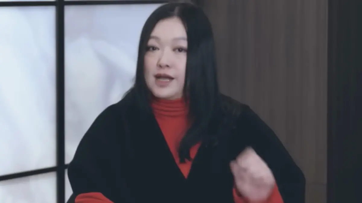 ▲港星李珊珊上個月流感併發肺炎，病況和大S一樣，她碰巧遇上加護病房滿床，從鬼門關前走一遭。（圖／叔叔的愛YouTube）